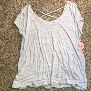 A white and gray T-shirt